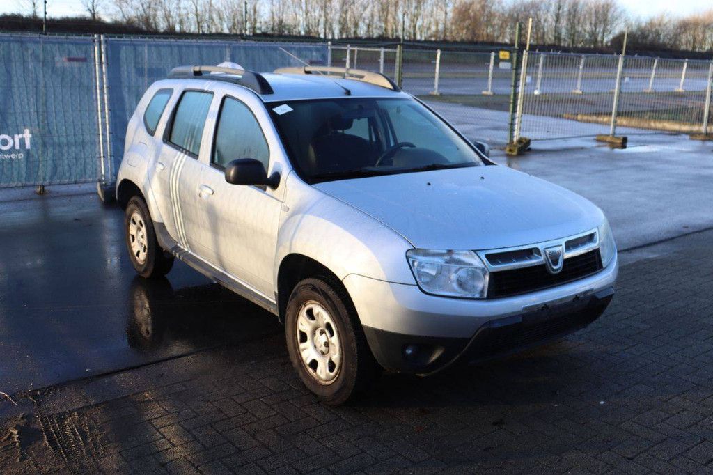 SUV Dacia Duster Petrol 90 hp 2012 (Margin)