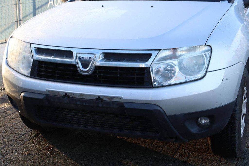 SUV Dacia Duster Petrol 90 hp 2012 (Margin)