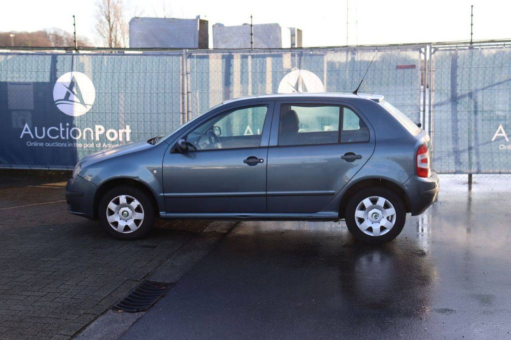 Passenger car Skoda Fabia Petrol 64hp 2005 (Margin)