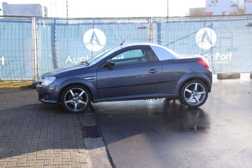 Passenger car Opel Tigra Petrol 90 hp 2008 (Margin)