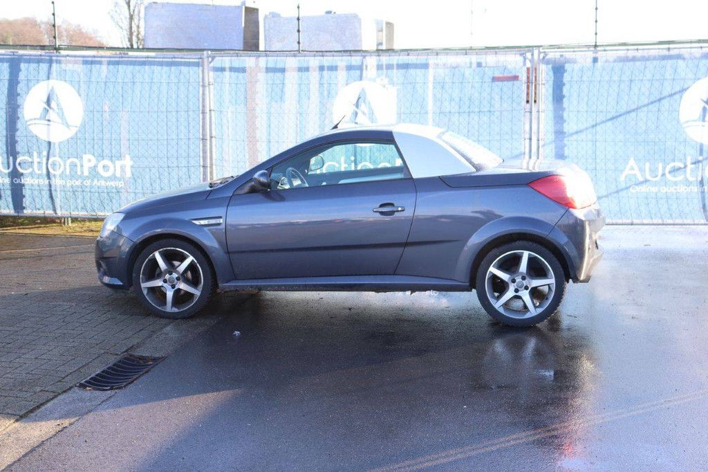 Passenger car Opel Tigra Petrol 90 hp 2008 (Margin)