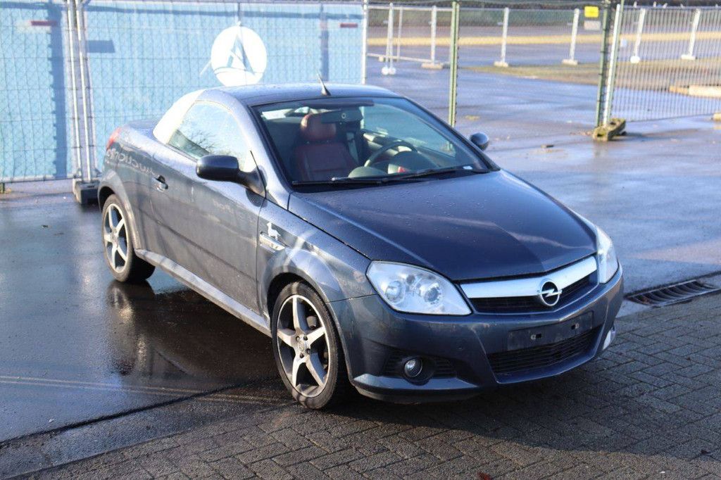 Passenger car Opel Tigra Petrol 90 hp 2008 (Margin)