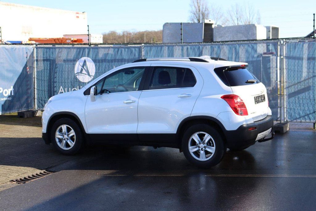 SUV Chevrolet TRAX Petrol 140hp 2014 (Margin)