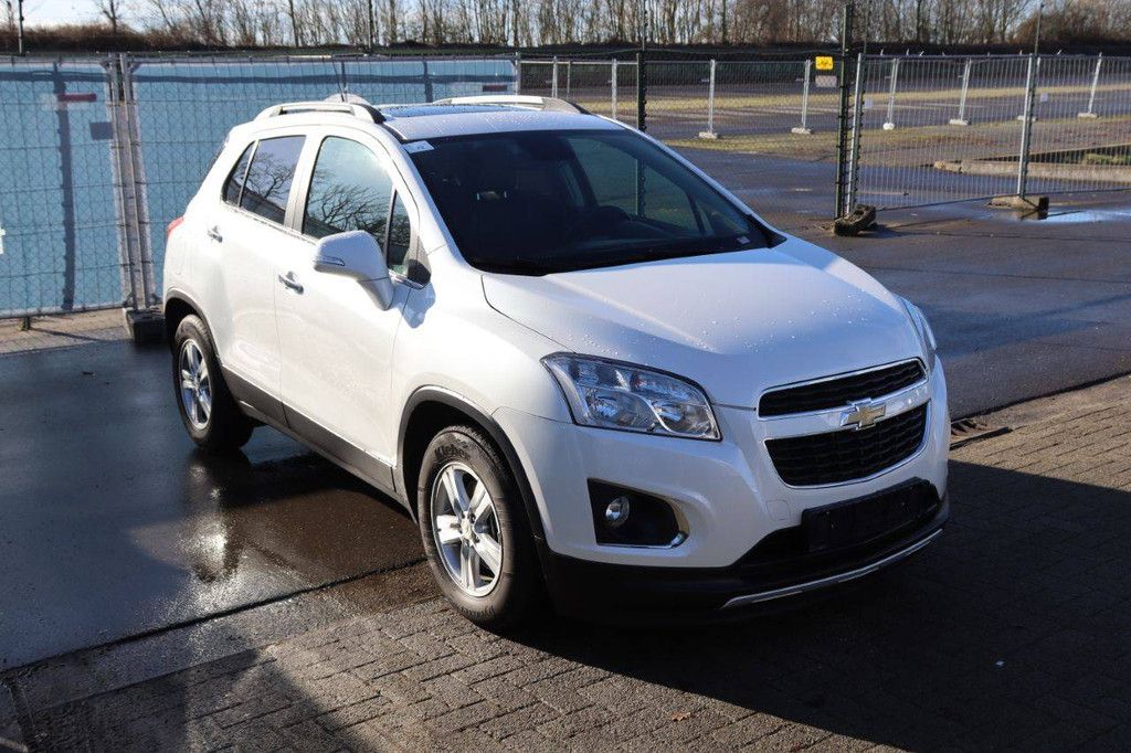 SUV Chevrolet TRAX Petrol 140hp 2014 (Margin)