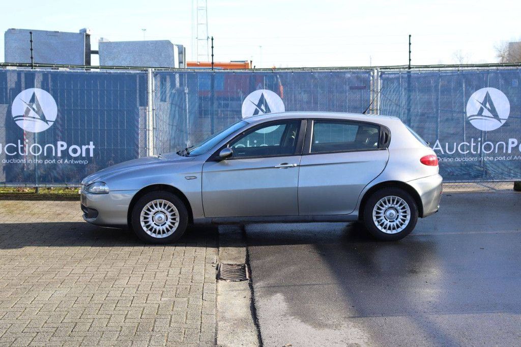 Passenger car Alfa Romeo 147 Diesel 120hp 2006 (Margin)