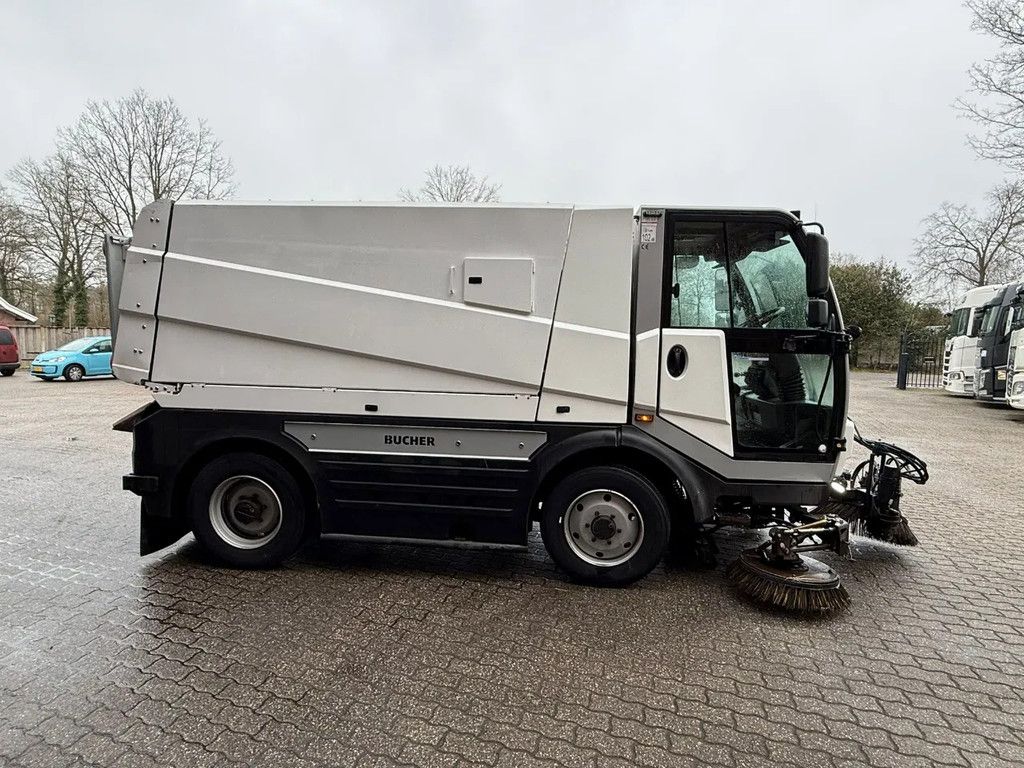 Bucher Citycat 5006 XL 3 extra Borstels NL Machine