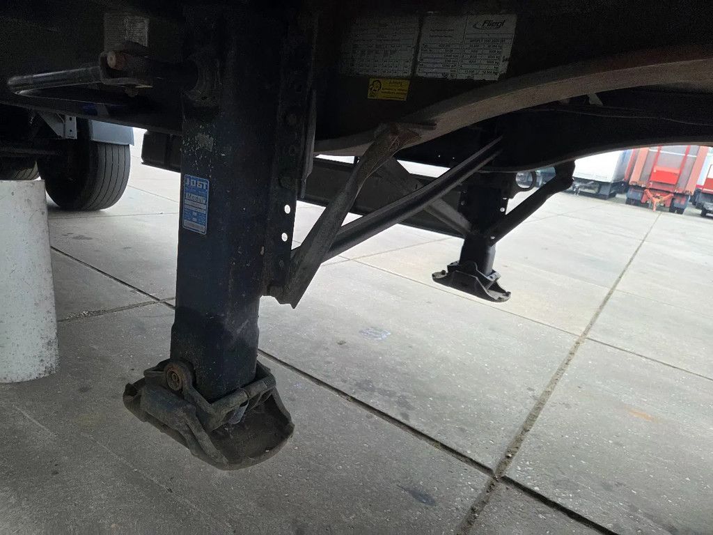 Fliegl 3 as schuifzeil/schuifdak, trommel remmen/Bpw