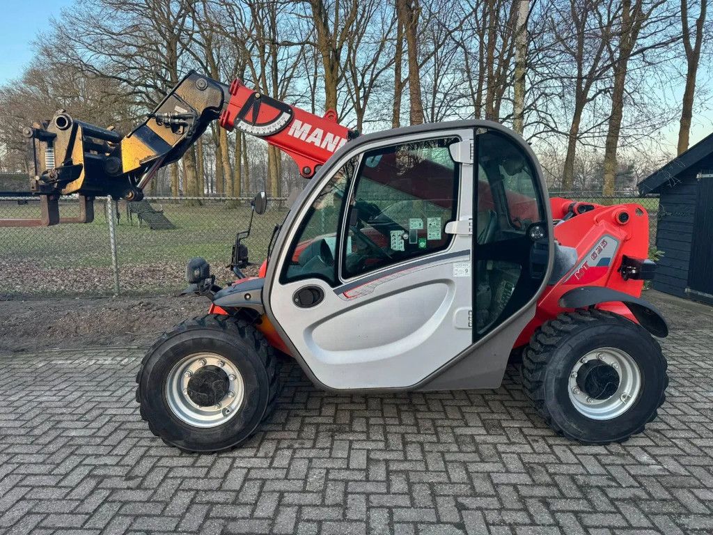 Manitou MT 625 Verreiker shovel