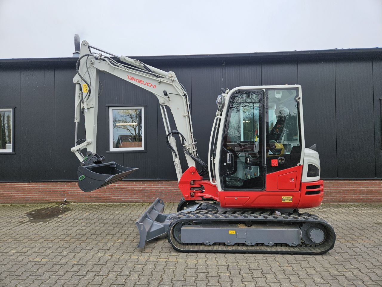 Takeuchi TB250-2 stage V