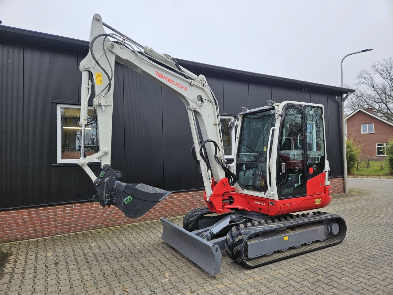 Takeuchi TB250-2 stage V