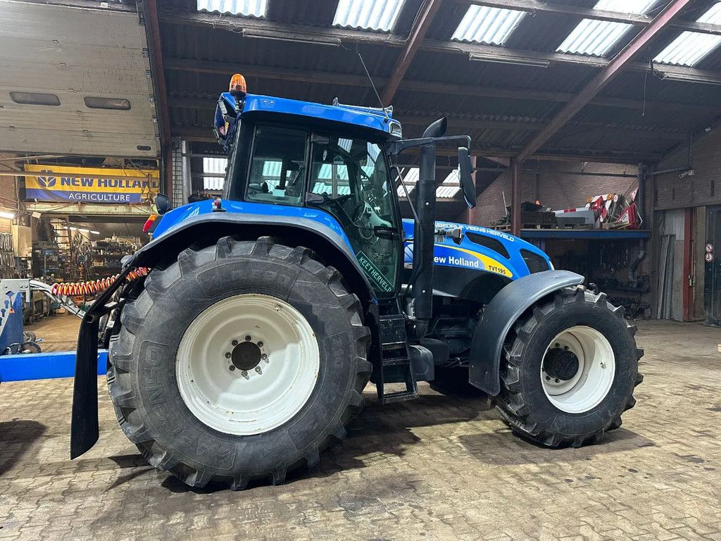 New Holland TVT195 CVT