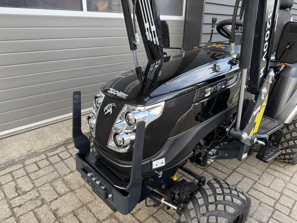 Solis 26 HST BLACK EDITION minitractor NIEUW met frontlader