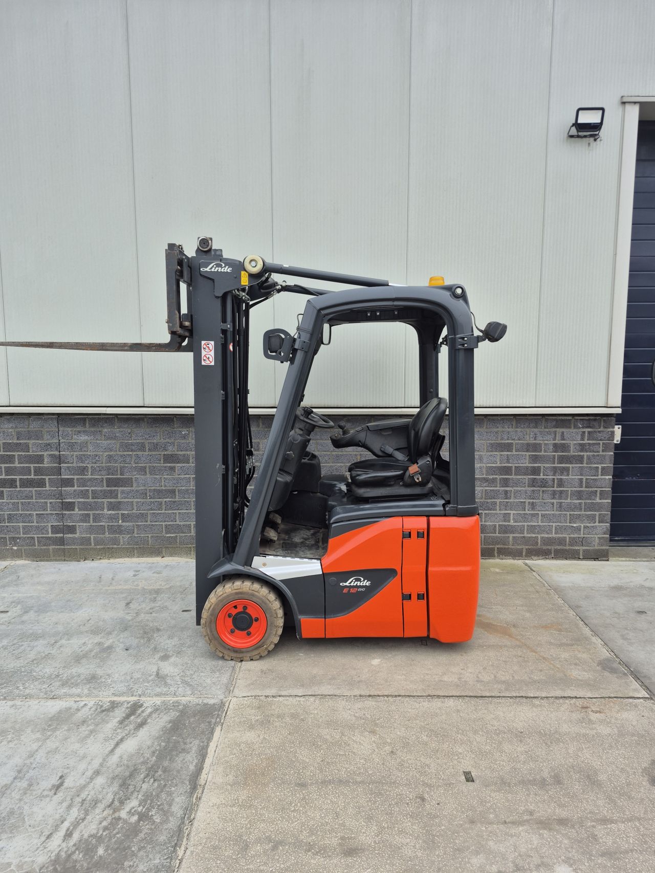 Linde E12-02 triplex sideshift 4.620 mm bj 2018