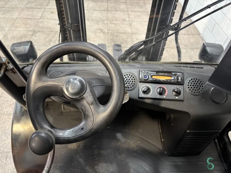 Forklifts Diesel Linde H40D 2005