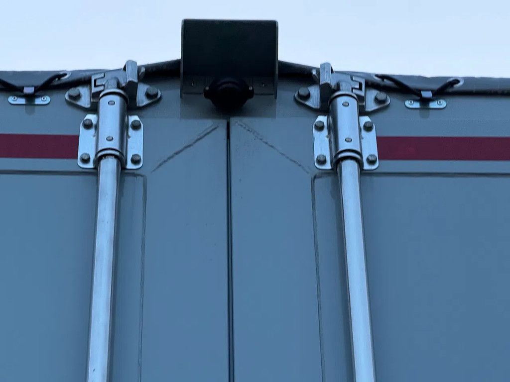 Kraker K-Force 92m2 Cargo Floor 10MM - Camera - Afvalzeil - Alcoa, NIEUW