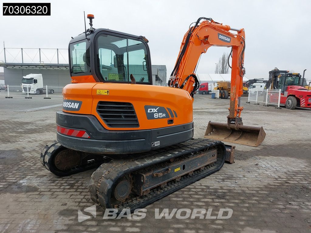 Doosan DX85 R-3 A/C - 3 Buckets