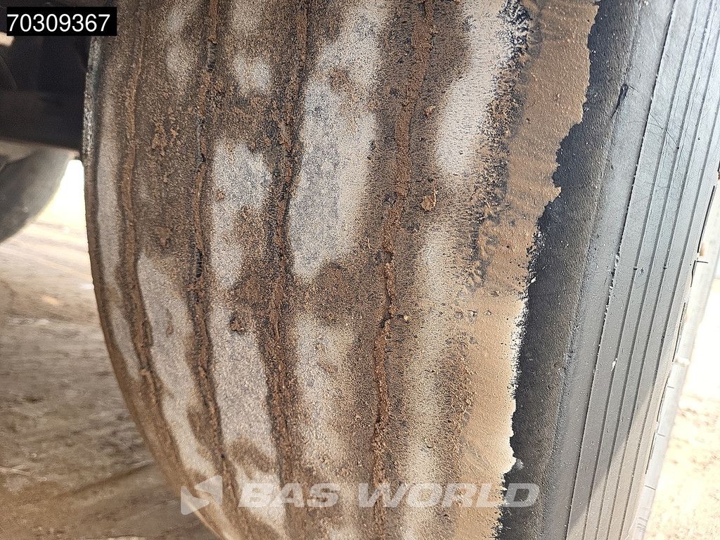 Kempf SKM 35/3 3 axles Lifting Axle 38m3 ADR