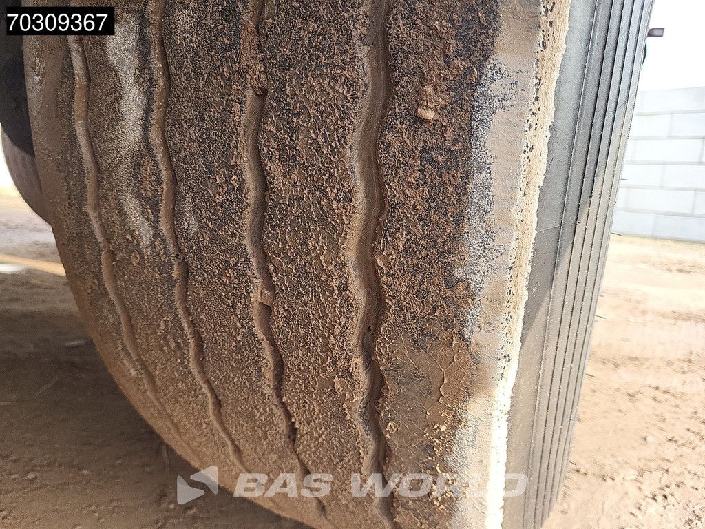 Kempf SKM 35/3 3 axles Lifting Axle 38m3 ADR