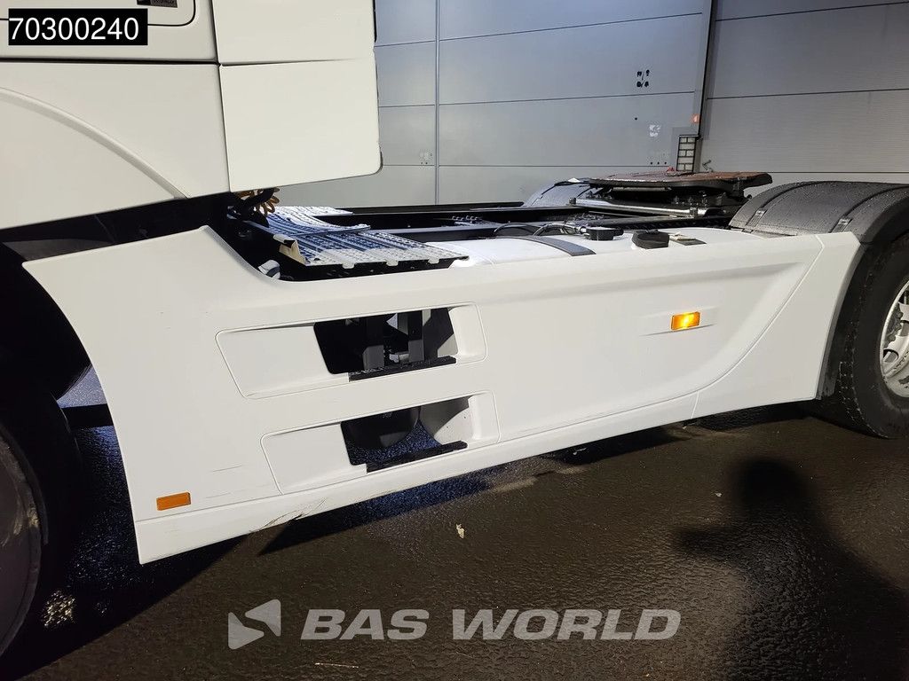 Mercedes Actros 1845 4X2 StreamSpace Euro 6