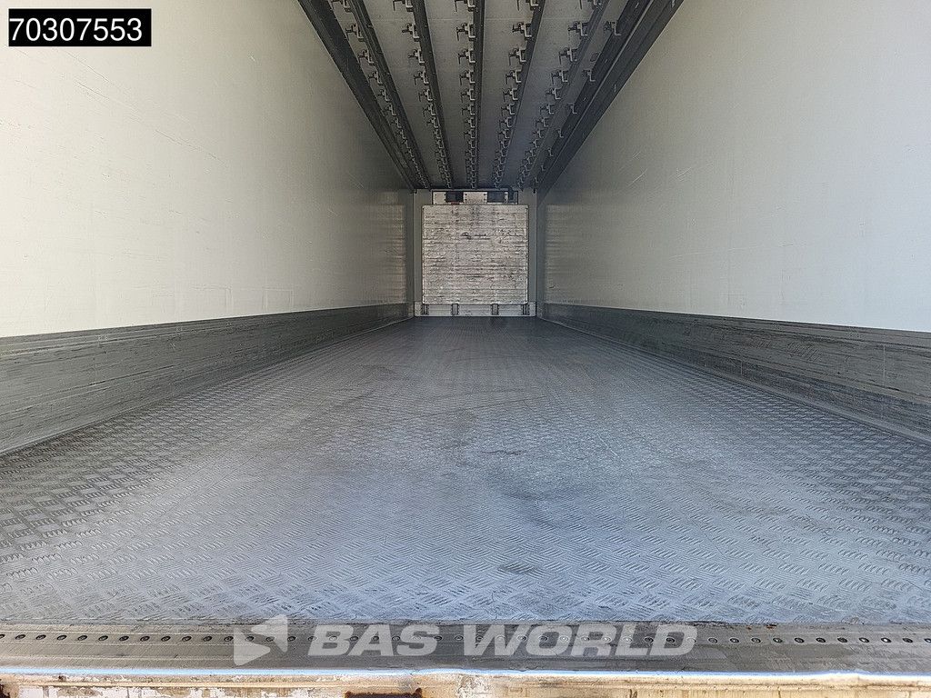 Schmitz SCB*S3B 3 axles TUV 03/26 Meat Hang FRC