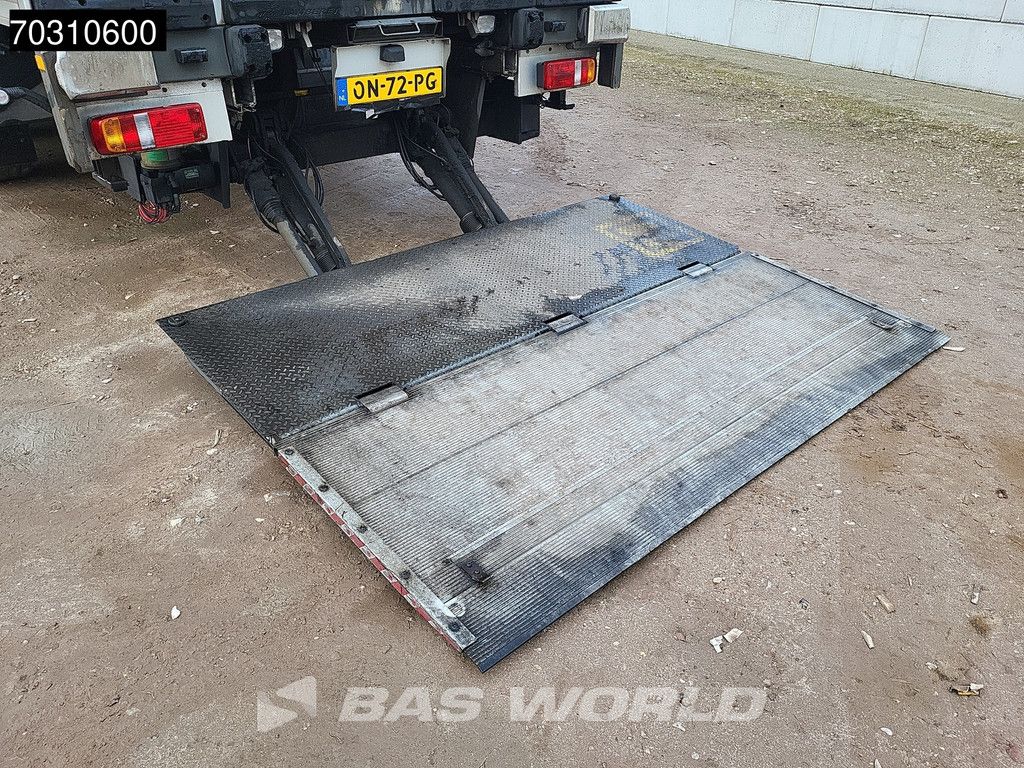 Lamberet SR2L-4T8 TUV 02/26 Lifting Axle Flower Width