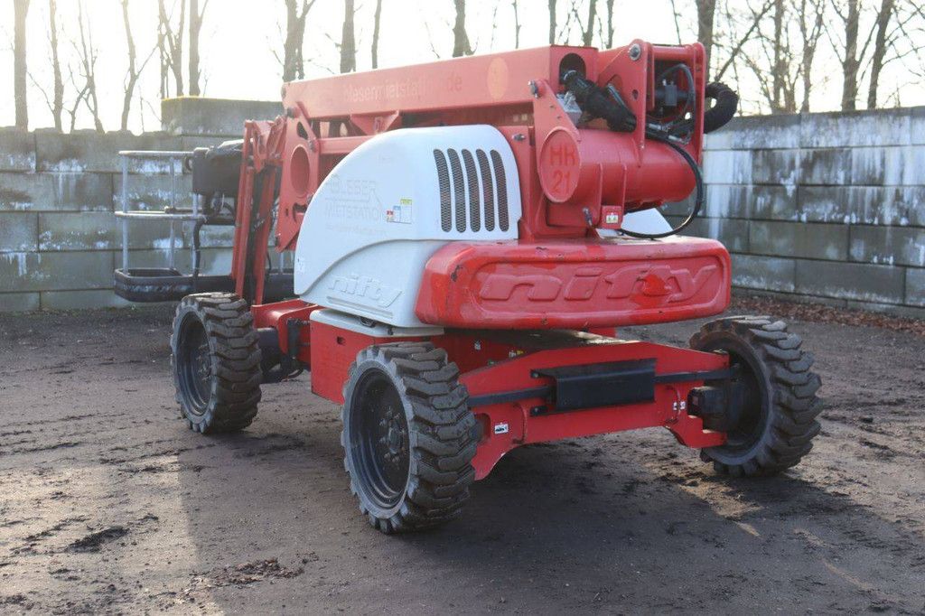 Nifty HR21 Hybrid Electric+Diesel 20.8m Articulated Boom Lift 2015