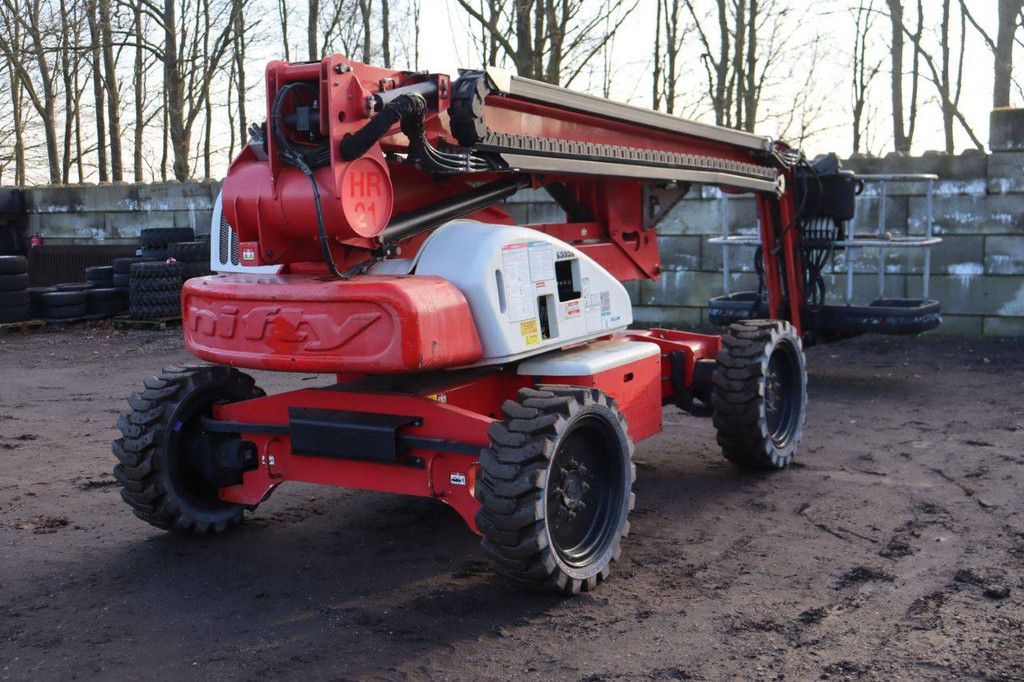 Nifty HR21 Hybrid Electric+Diesel 20.8m Articulated Boom Lift 2015