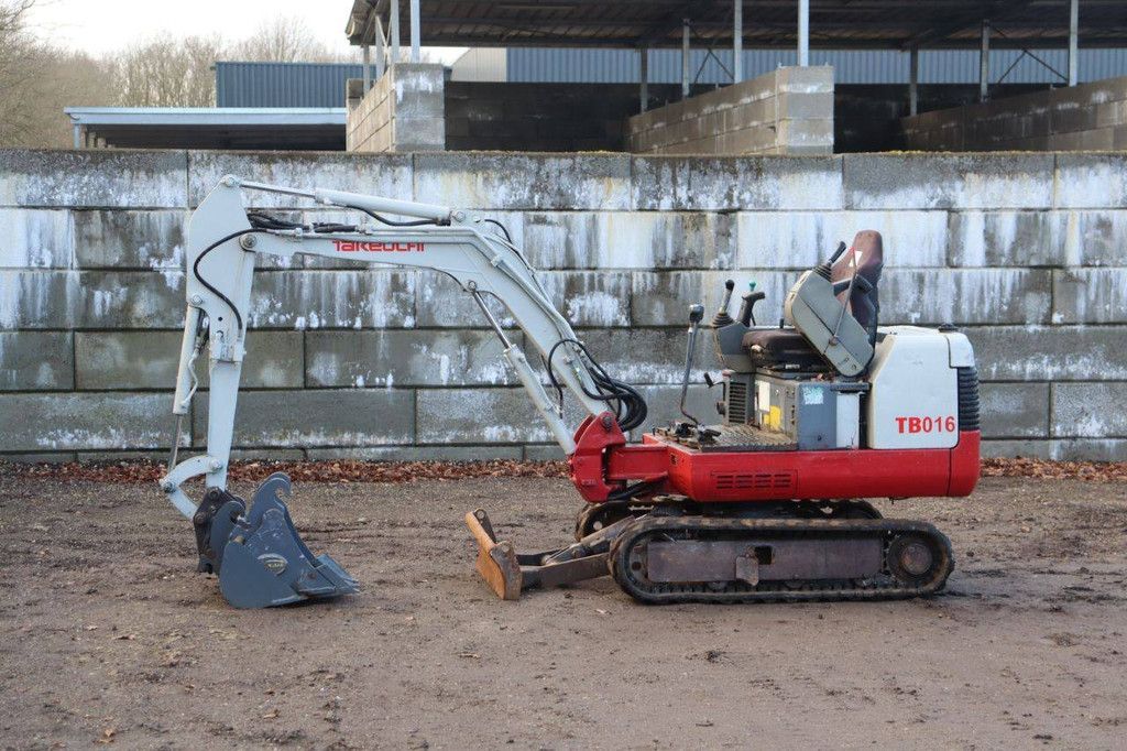Minibagger Takeuchi TB016 Diesel 9kW 2005