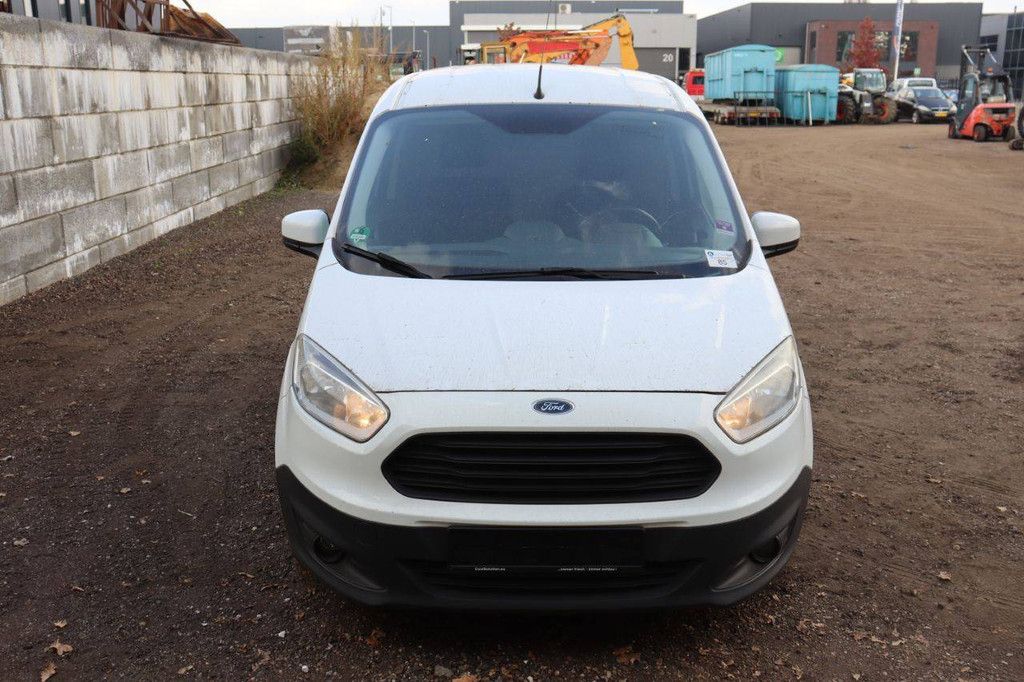 Ford Transit Courier Diesel 123hp Van