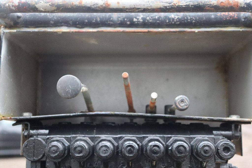 Articulating boom lift Nifty HR12 NCE Diesel 12.2m 2012