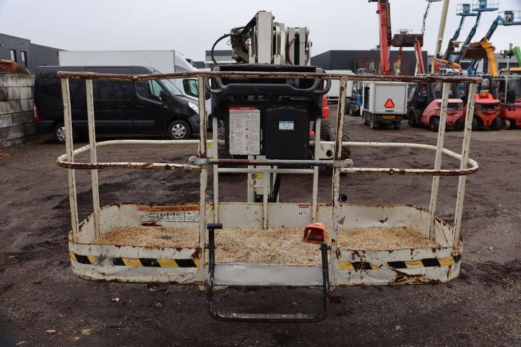 Knikarmhoogwerker Nifty HR28 Hybrid 4x4 Elektrisch+Diesel 28m 2016