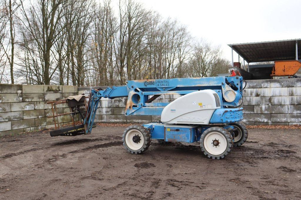 Nifty HR21 DE 2WD Diesel 20,8 m Gelenkteleskoparbeitsbühne 2013