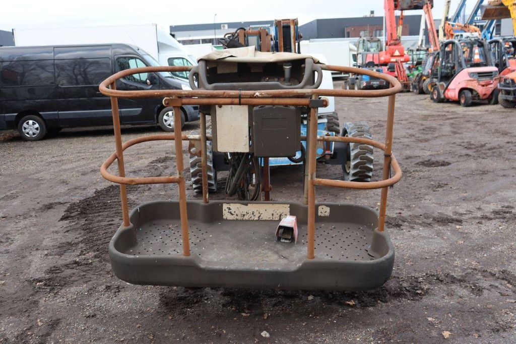 Nifty HR21 DE 2WD Diesel 20,8 m Gelenkteleskoparbeitsbühne 2013