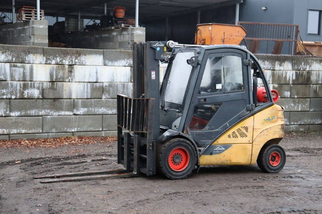 Heftruck Linde H30T LPG 2470kg 4.65m 2017