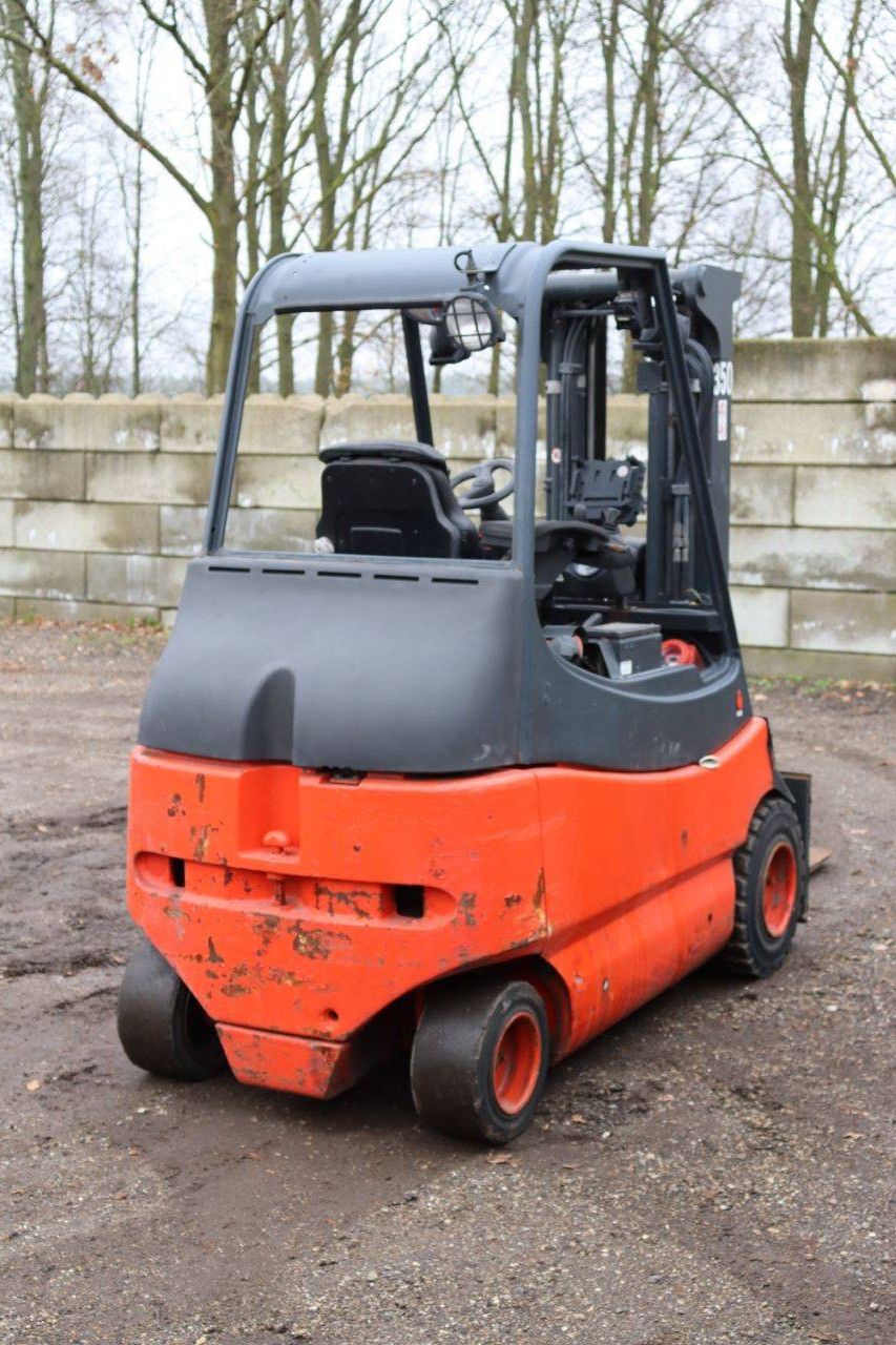 Heftruck Linde E30/03/600 Elektrisch 3000kg 4m 2006