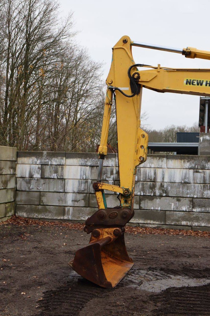 New Holland/Kobelco E115SR Diesel 60kW Raupenbagger 2010