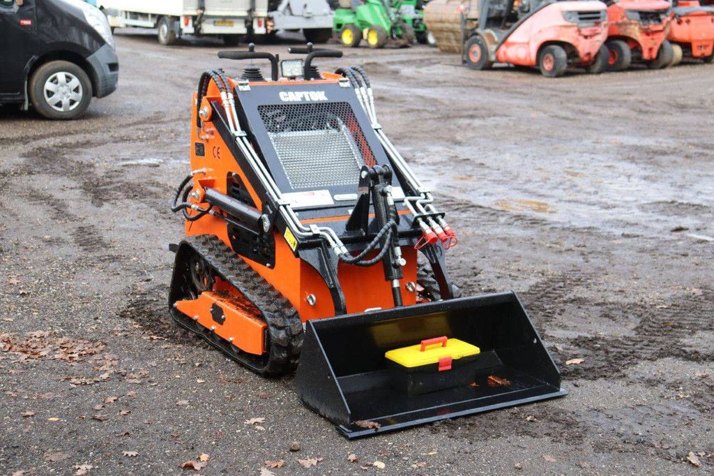 Kompaktlader Captok 36C Benzin 13,5 PS 2025 Neu