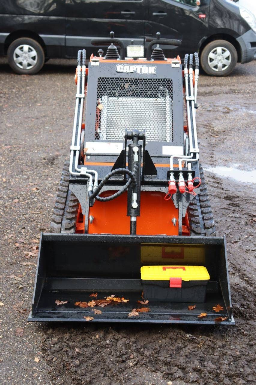 Kompaktlader Captoc 36C Benzin 13,5 PS 2025 Neu