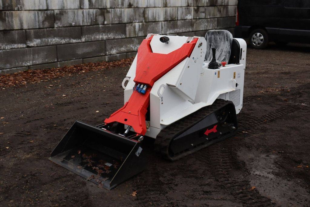 Kompaktlader Machpro MP360 Benzin 13,5 PS 2025