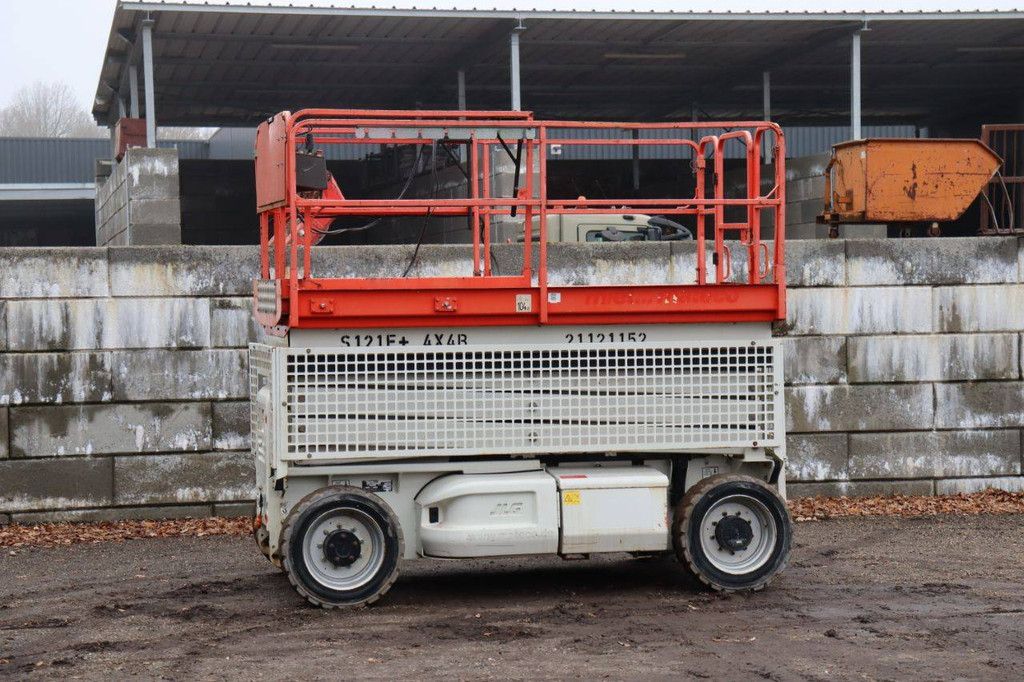 Scissor lift JLG M3369 Electric+Diesel 12m 2013