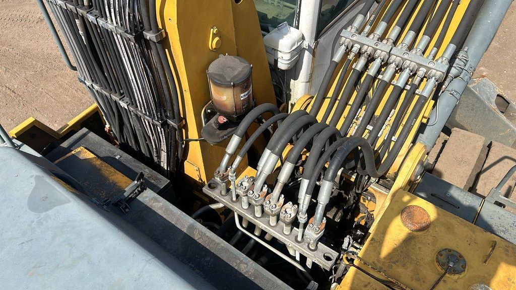 Wheeled excavator Liebherr A 904 C Diesel 2008