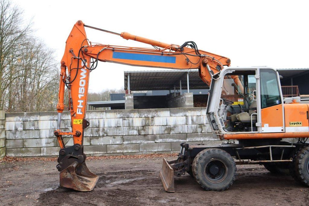Wheel excavator Fiat Hitachi FH150W.3 Diesel 87kW 1996