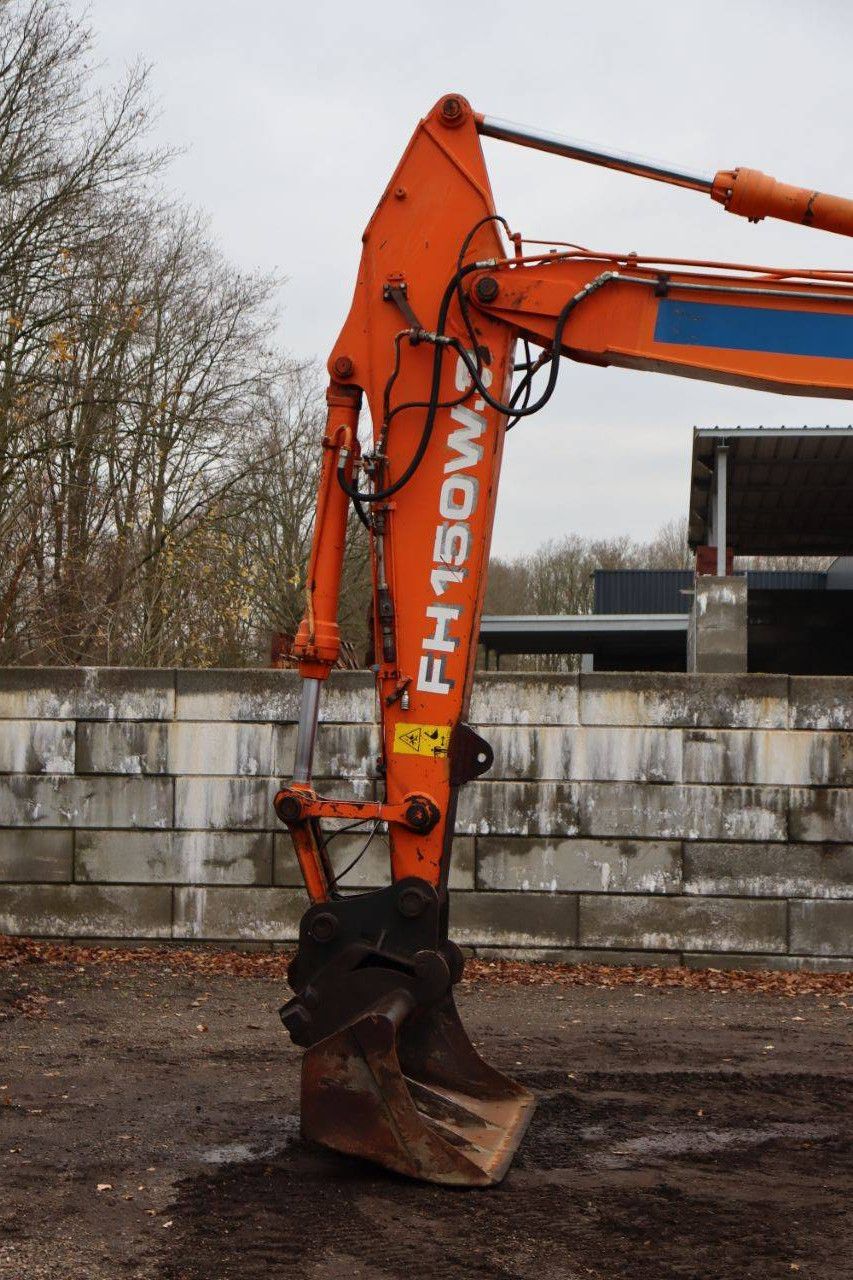 Wheel excavator Fiat Hitachi FH150W.3 Diesel 87kW 1996