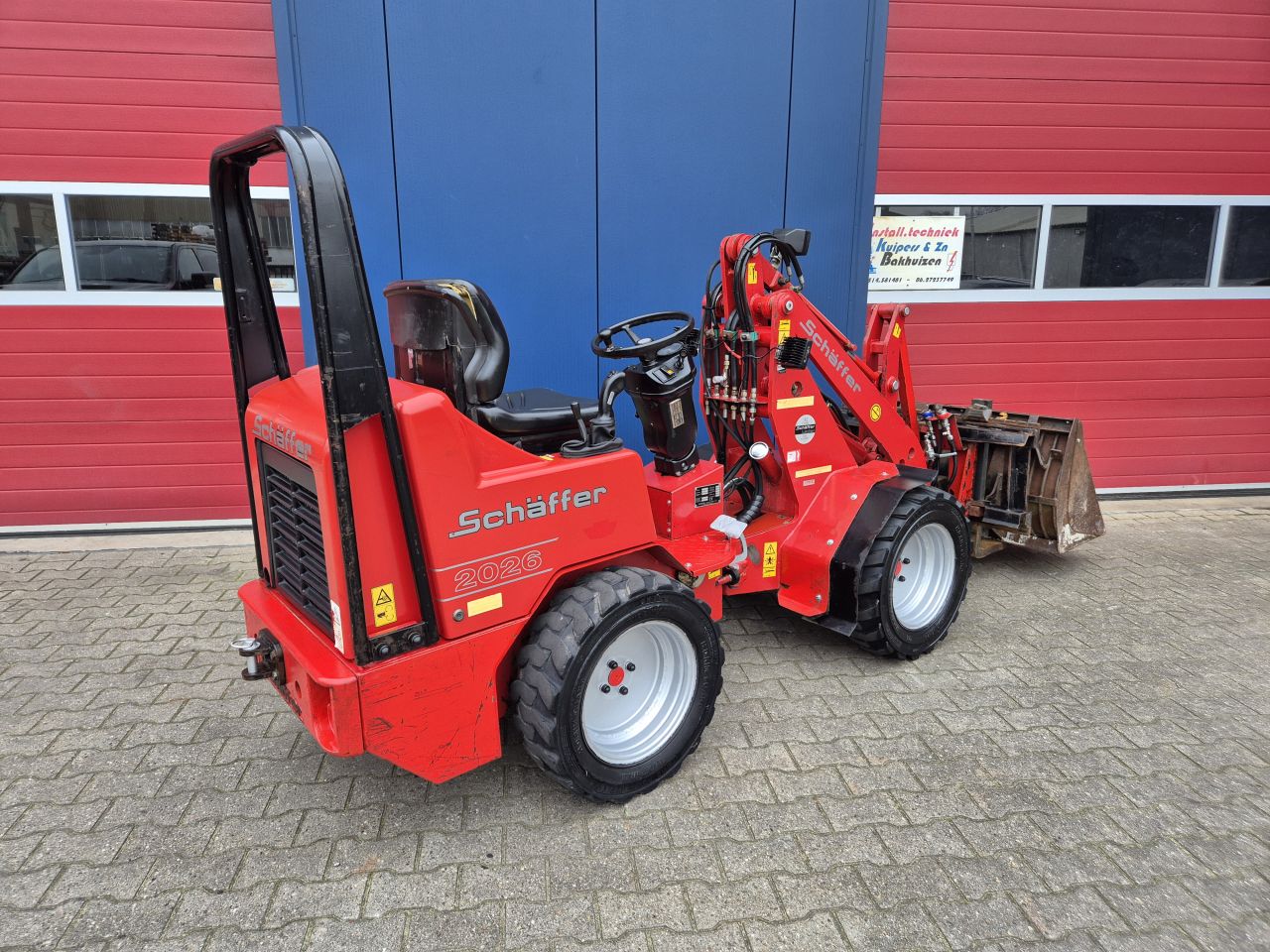 SCHAFFER 2026 MINI SHOVEL MET 4 AANBOUWDELEN