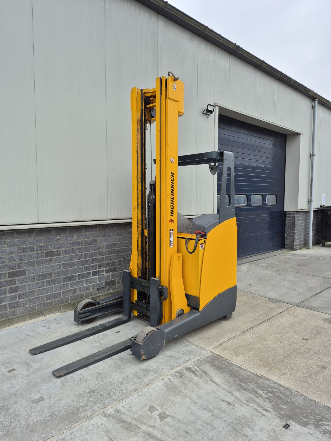 Jungheinrich ETV 114 triplex sideshift 7.120 mm bj 2007