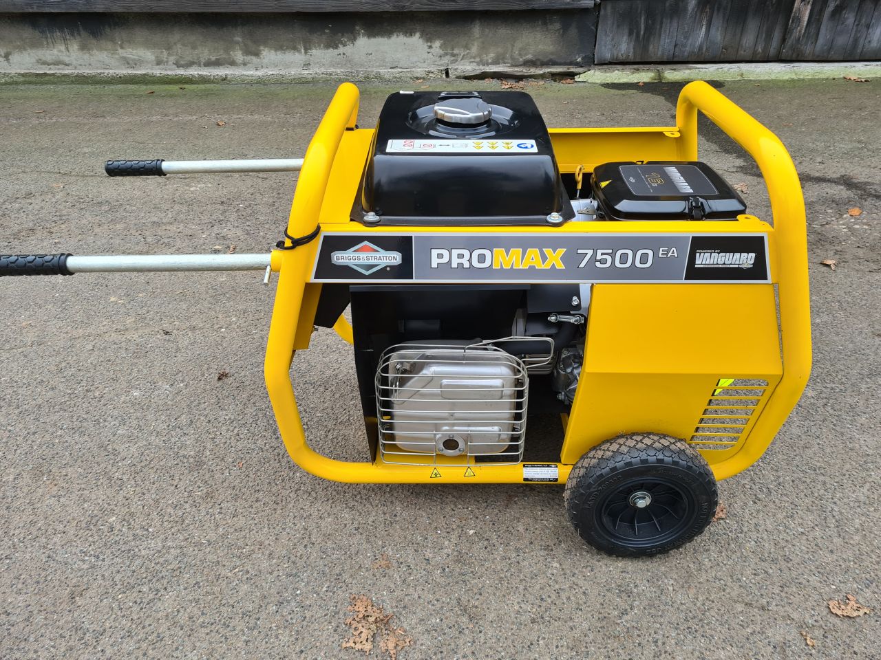 Briggs & Stratton Pro Max 7500EA Aggregaat nieuw.