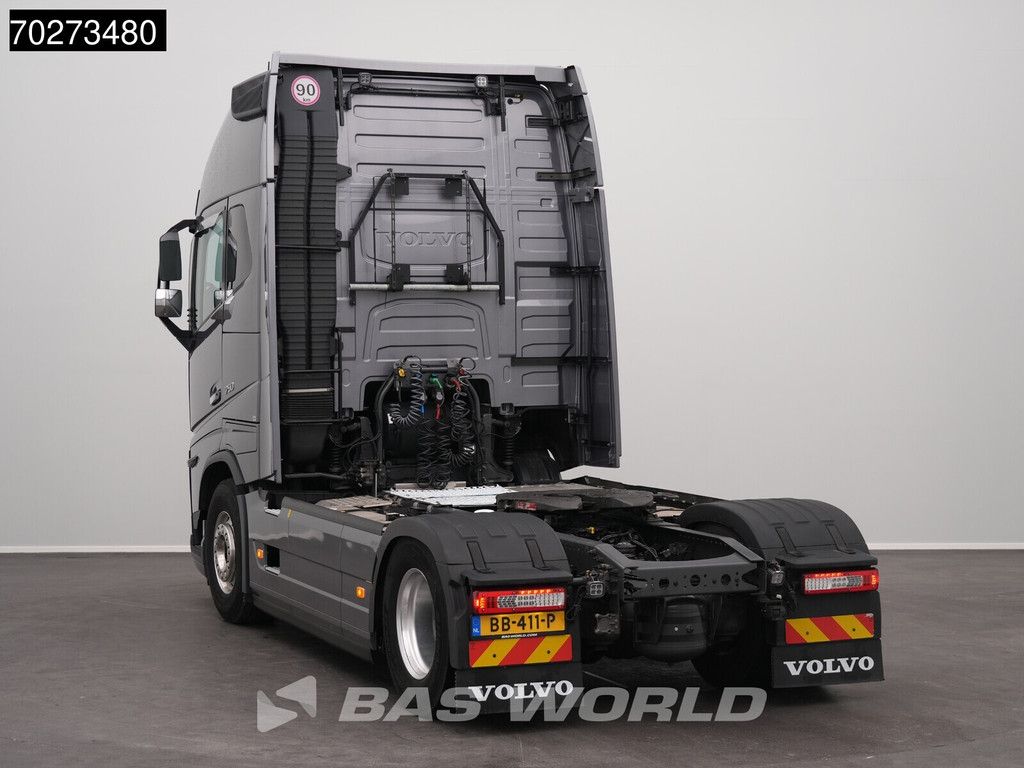 Volvo FH16 750 4X2 NL-Truck APK 08-2026! XL 2x Tanks Standklima ACC Alcoa's LED