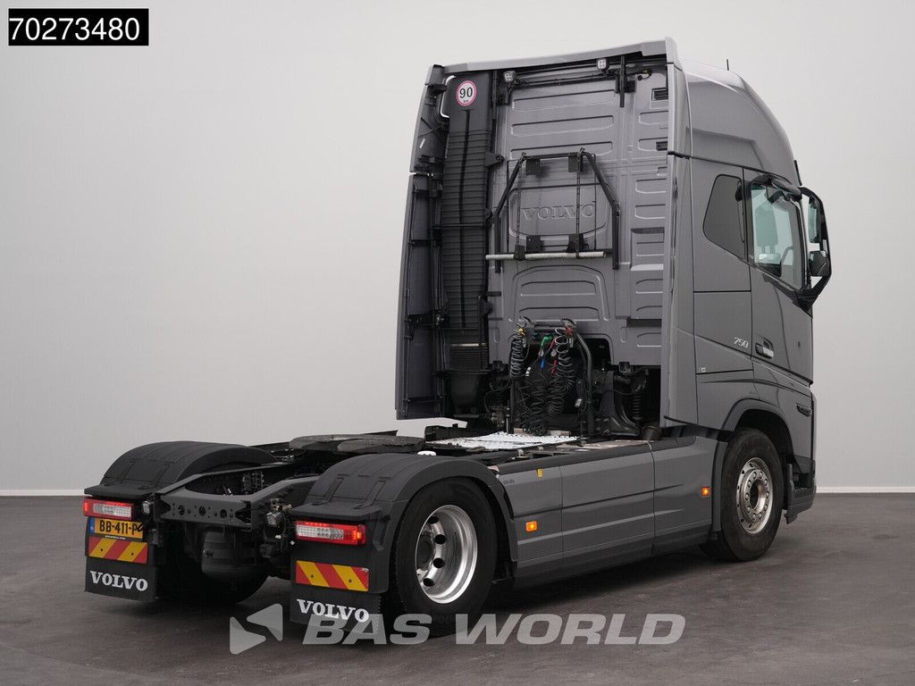 Volvo FH16 750 4X2 NL-Truck APK 08-2026! XL 2x Tanks Standklima ACC Alcoa's LED