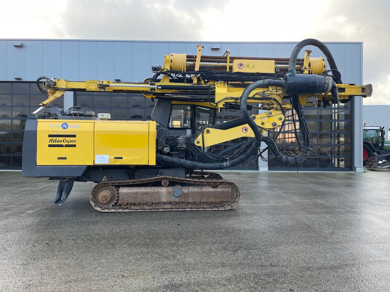 Atlas Copco Roc F9-CR Drill