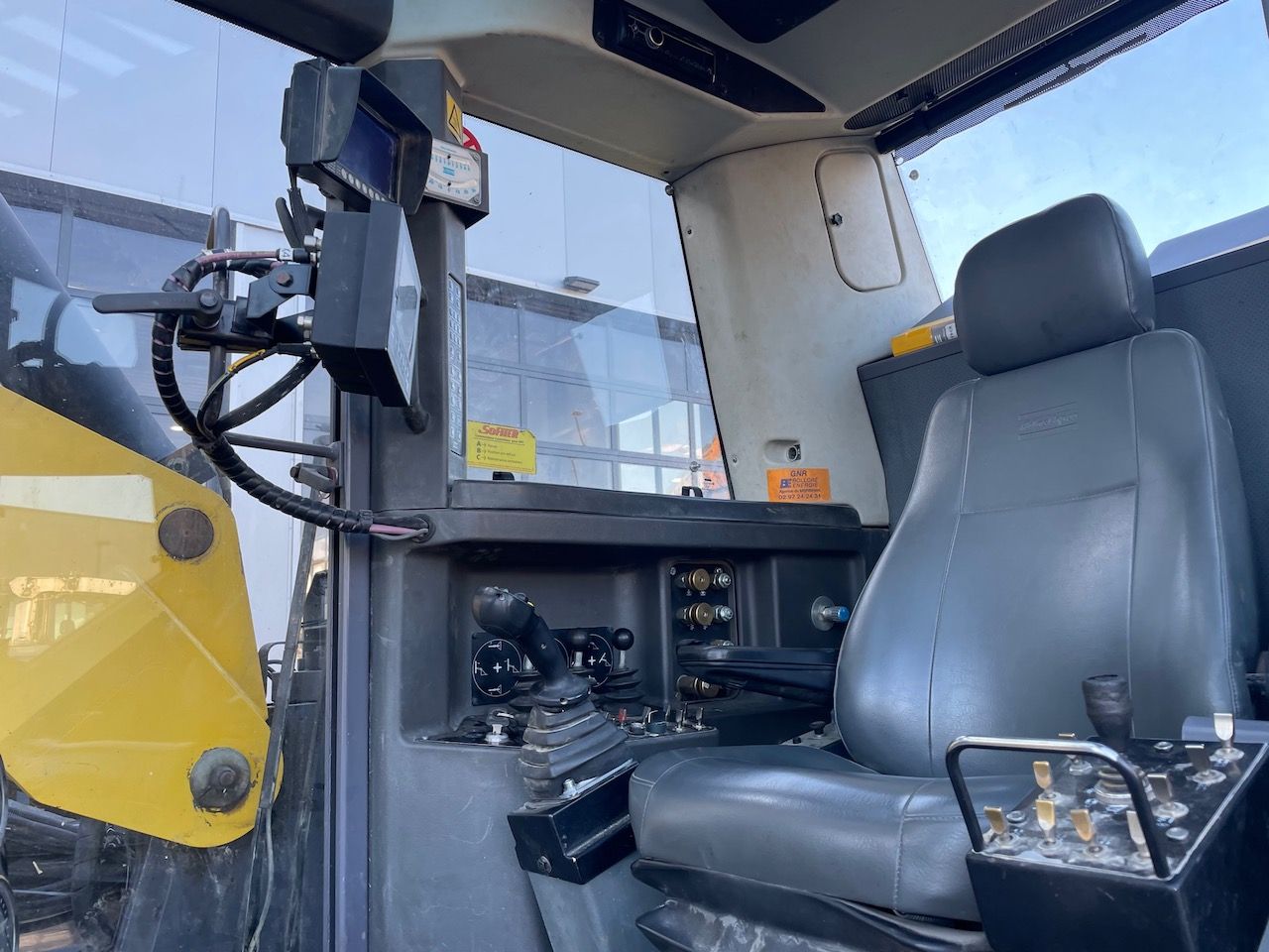 Atlas Copco Roc F9-CR Drill